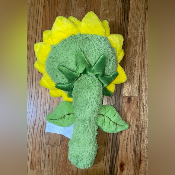 Squishable Sunflower Plant Plush 20” SOHO New York City NYC Stuffed Toy - Picture 3 of 4